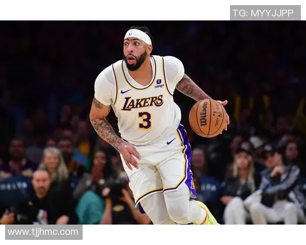 安东尼·戴维斯小腿伤势持续,洛杉矶湖人队内线告急 安东尼·戴维斯小腿伤势持续,洛杉矶湖人队内线告急